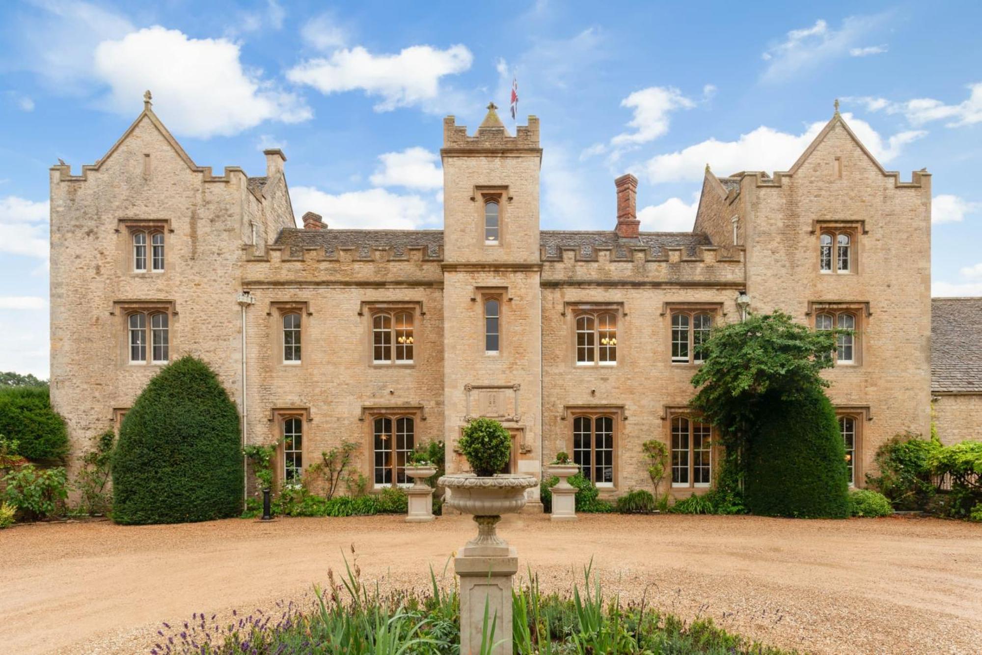 Weston Manor Hotel Exterior foto